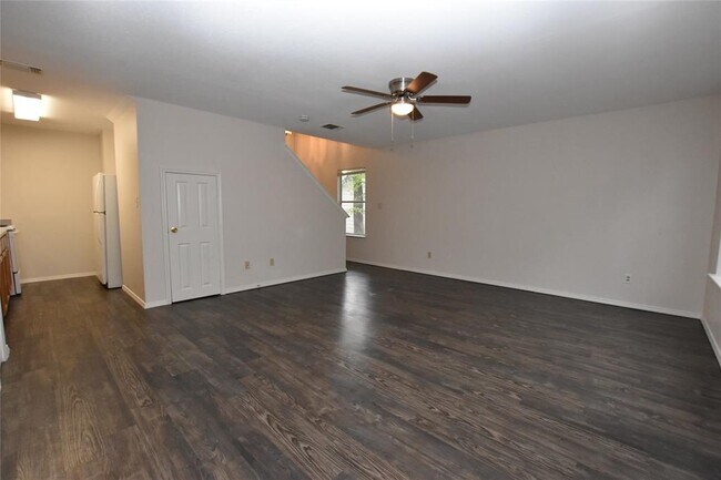Foto del edificio - 921 Sagewood Trail