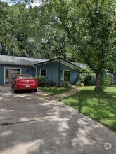Building Photo - 12 Vail Ct