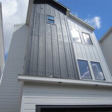 Building Photo - 2419 Rosewood St