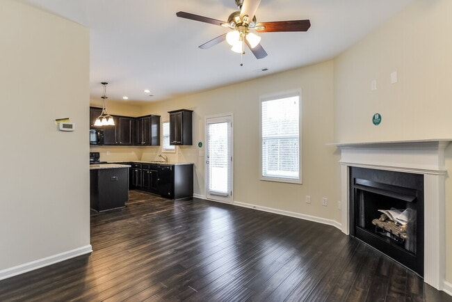 Foto del edificio - 422 Crawford Pkwy