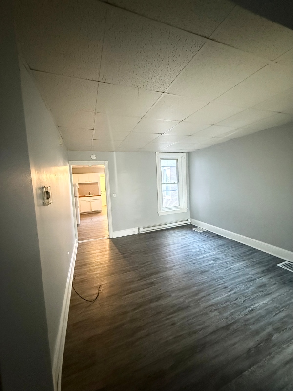 Building Photo - 44 W Union Blvd