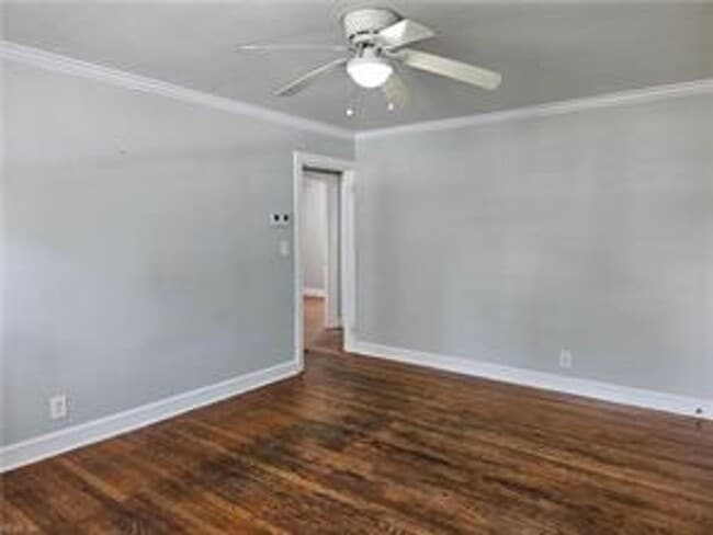 Building Photo - SHE9640-KA