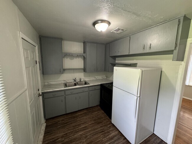 Foto del edificio - 709 NW 87th St