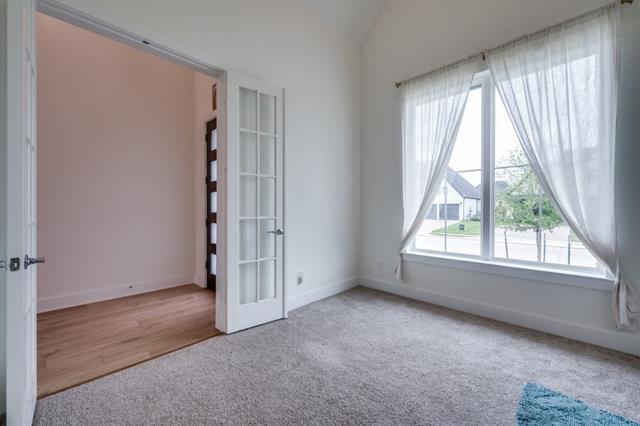 Foto del edificio - 3190 Genevieve Ln