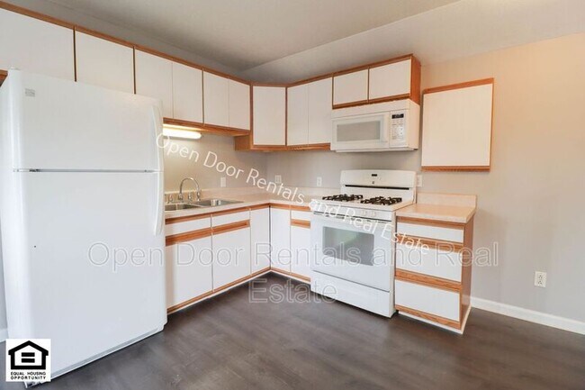 Foto del edificio - 300 1/2 E King St