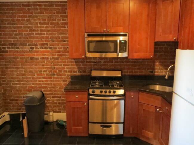 Foto del edificio - 409 Marlborough St