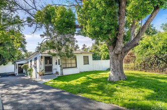 Triplex - 5453 Troost Ave