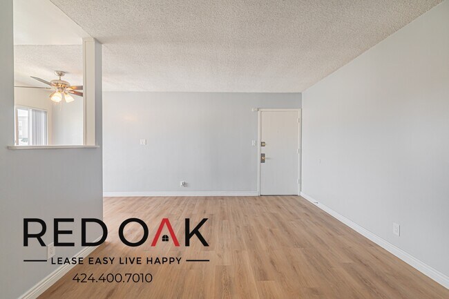 Foto del edificio - 9903 Belmont St