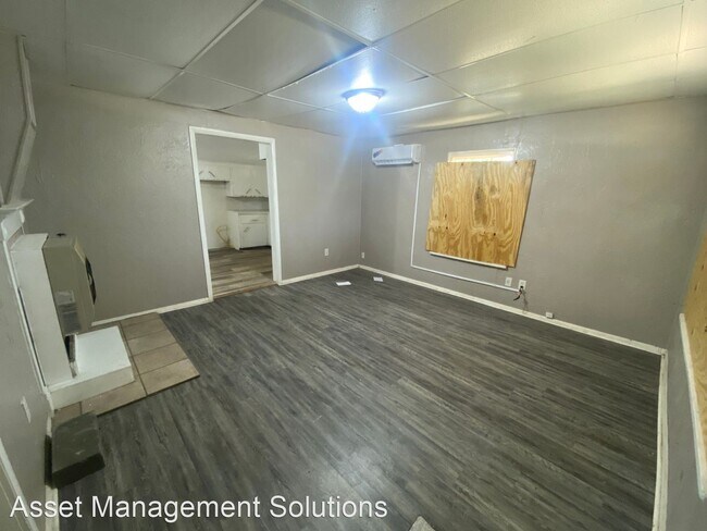 Building Photo - 3 br, 1 bath House - 5229 S Sunnylane Rd.