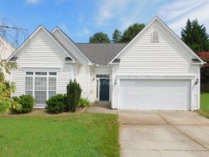 Building Photo - 3805 Tutbury Dr