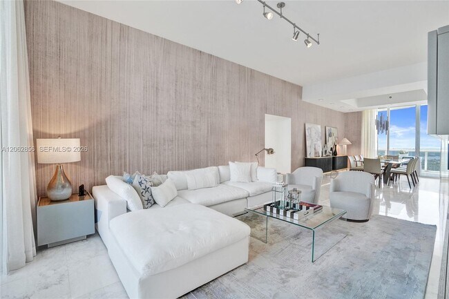 Foto del edificio - 16001 Collins Ave