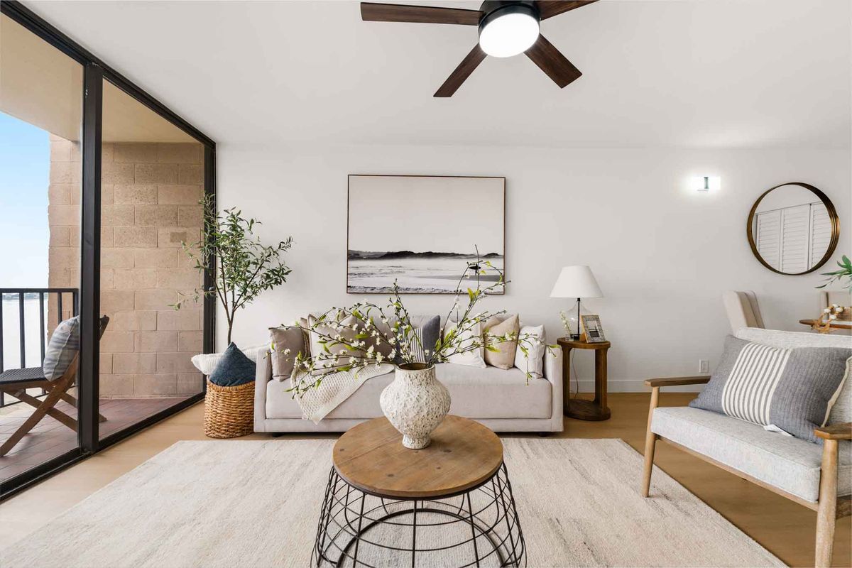Foto principal - 1750 E Ocean Blvd