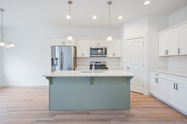 Building Photo - 3664 Big Horn Dr