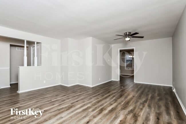 Foto del edificio - 12431 Betsy Ross Ln