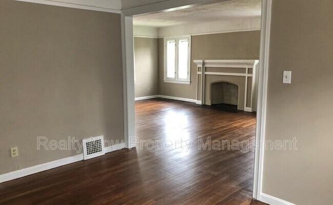 Foto del edificio - 17003 Kenyon Rd