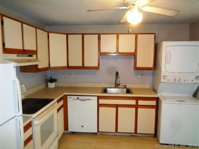 Foto principal - 1261 Washington St