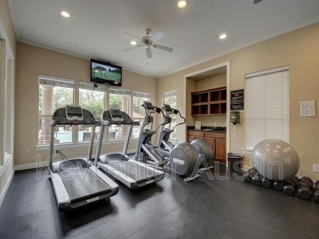 Foto del edificio - 6000 Shepherd Mountain Cove