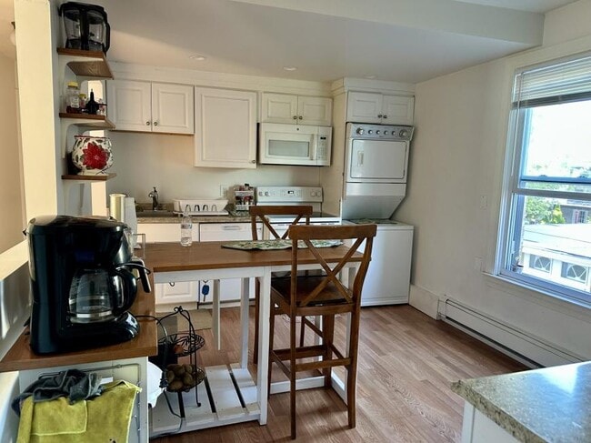Foto del edificio - 2 bedroom in Waltham MA 02453