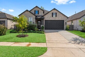 Building Photo - 17151 Sandstone St