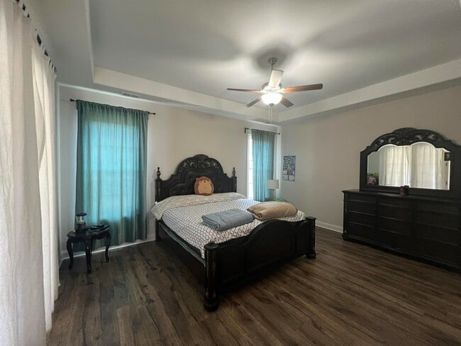Building Photo - 10012 Adagio Cv