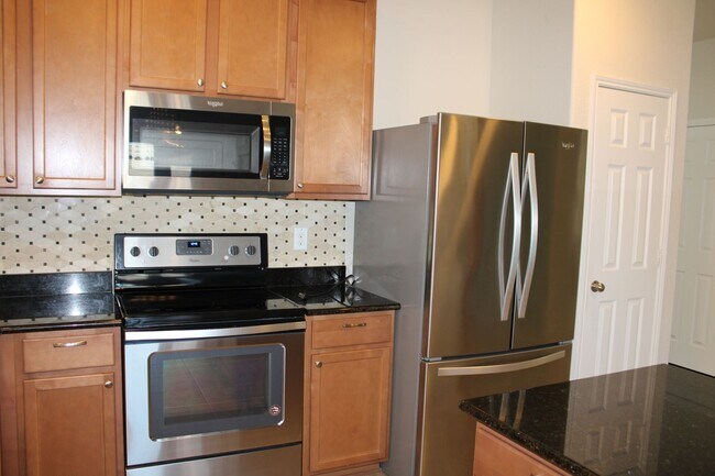Building Photo - Large Home For Lease in West Fork Ranch HOA!