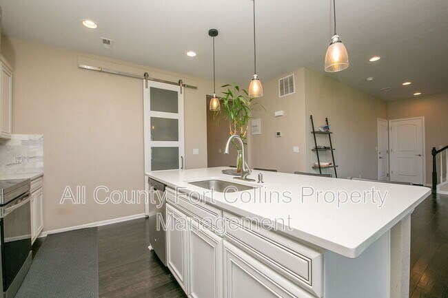 Building Photo - 5428 Eagle Creek Dr