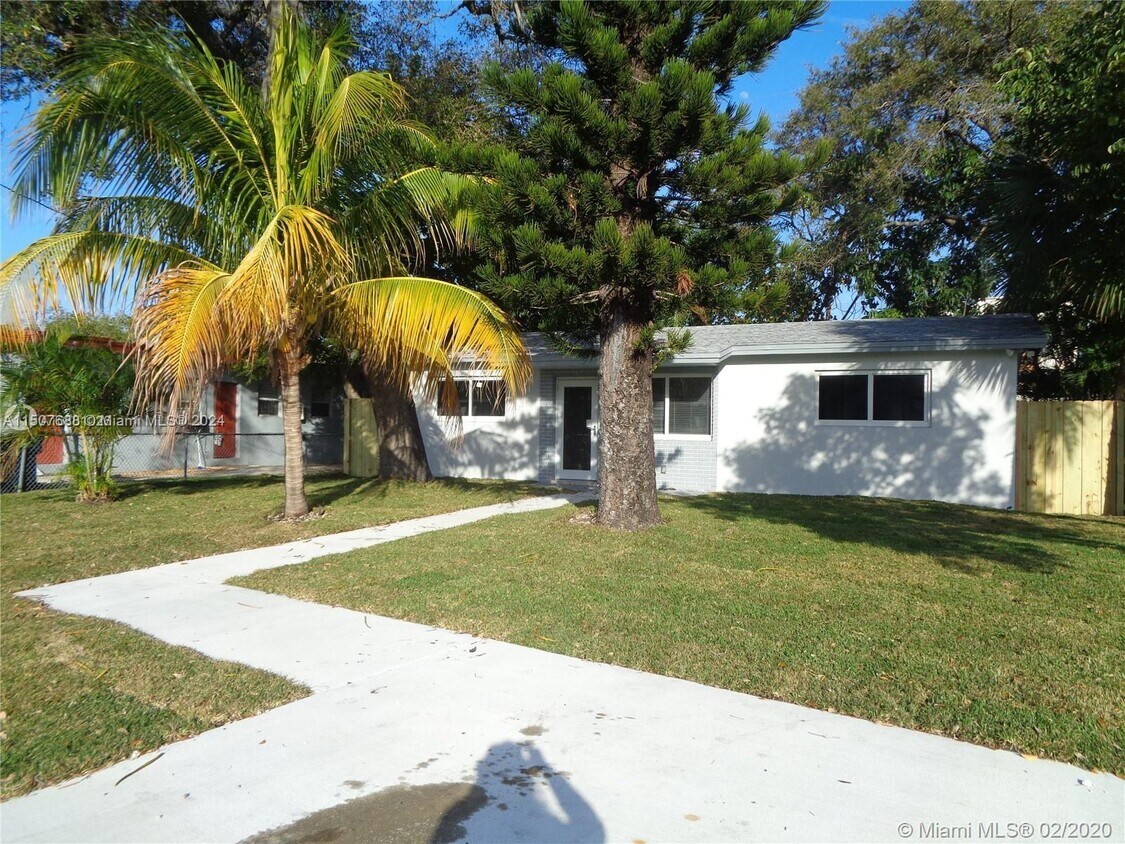 206 NW 5th Ave, Dania Beach, FL 33004 House Rental in Dania Beach, FL