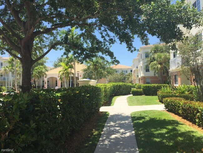Building Photo - 3 br, 2 bath House - 9873 Baywinds Dr Apt ...