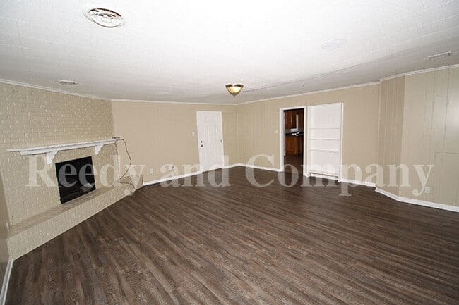 Building Photo - 5610 Millbranch Rd