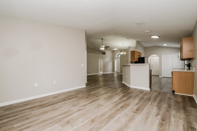 Building Photo - 10403 Fly Fishing St