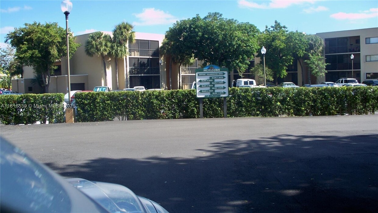 Primary Photo - 8045 SW 107th Ave