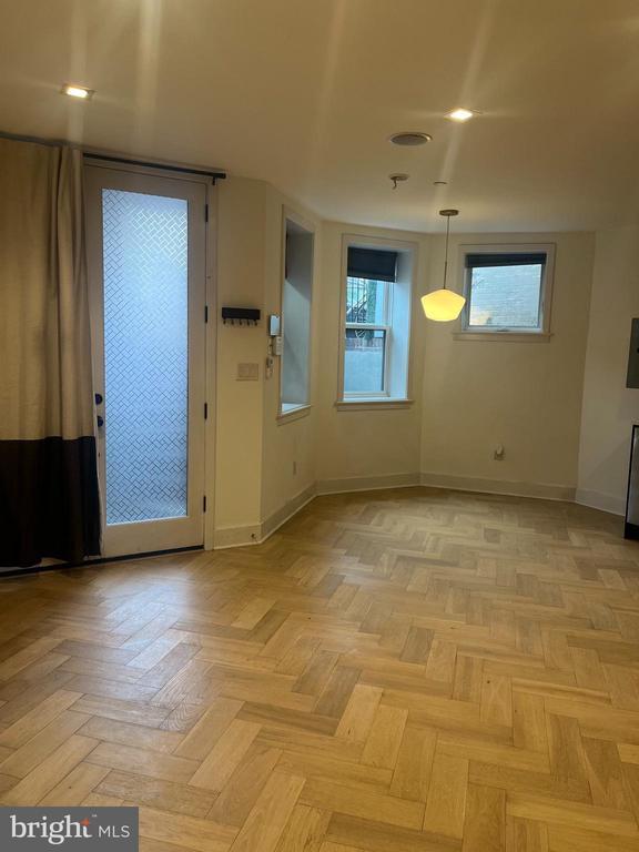 Foto del edificio - 1753 Willard St NW