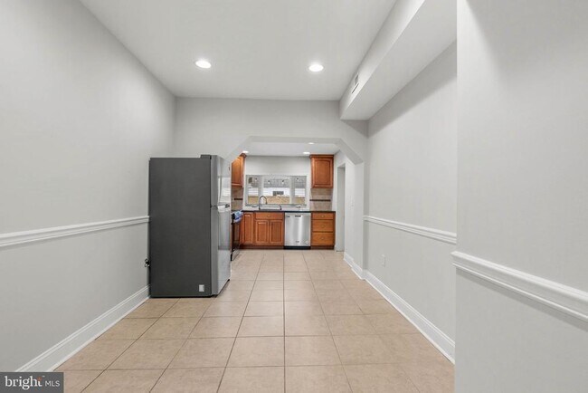 Foto del edificio - 614 S LeCount St