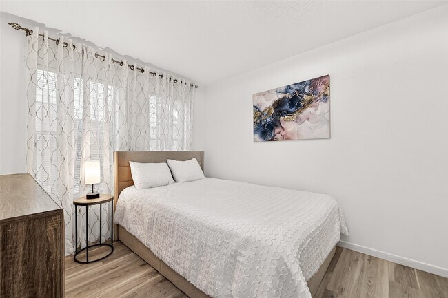 Foto del edificio - 15811 Natchez Brook Ln