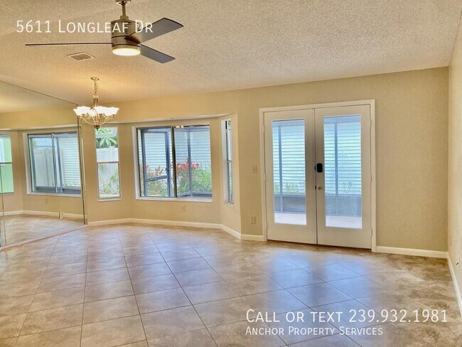 Foto del edificio - 5611 Longleaf Dr
