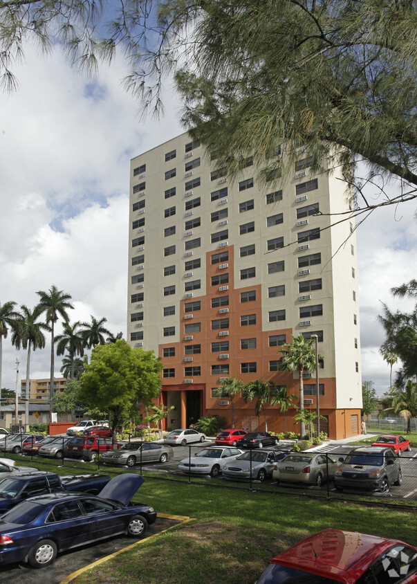 Building Photo - St. Augustin Apartments