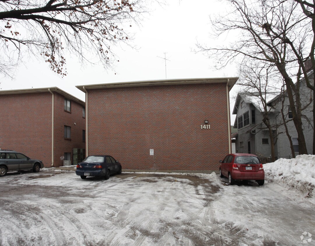 Building Photo - 1411 D St