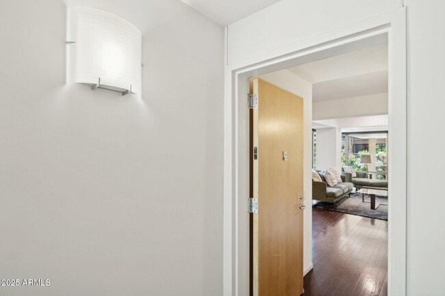 Foto del edificio - 7151 E Rancho Vista Dr
