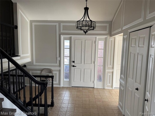 Building Photo - 38527 Claremont Dr