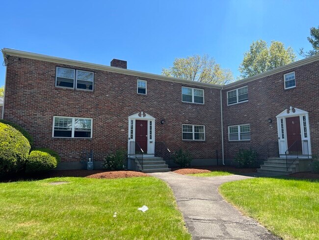 Building Photo - 27 Beulah St