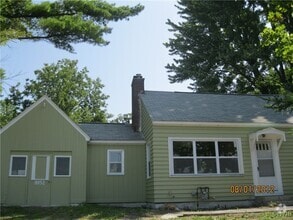 Building Photo - 8052 Oswego Rd