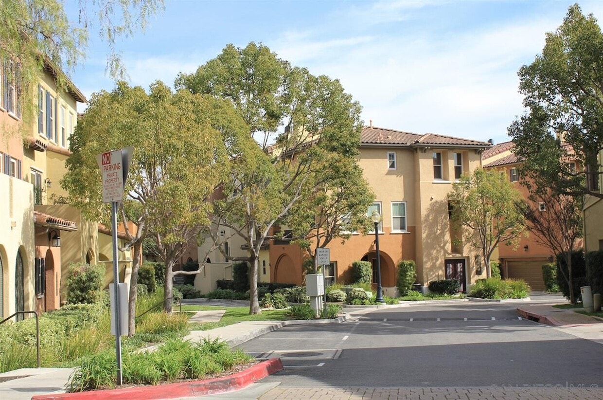 2630 Escala Cir Unit 2630, San Diego, CA 92108 Condo for Rent in San