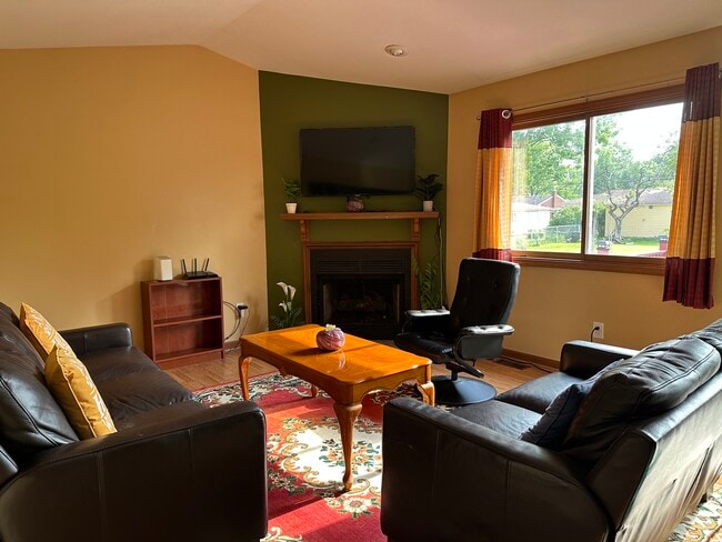 Building Photo - 11024 Campbell Ct