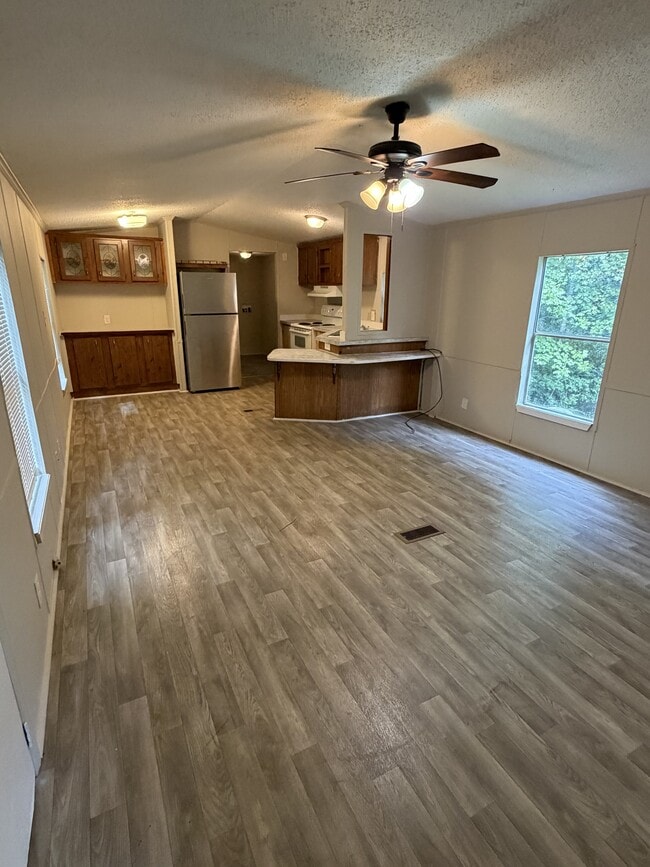 Photo - 51 Platinum Dr (Cleveland, GA) House