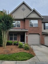 Building Photo - 3047 Renaissance Pkwy