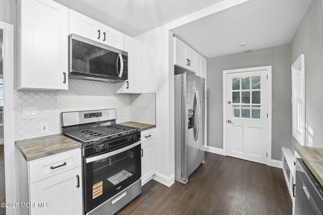 Building Photo - 9 McPhelin Ave