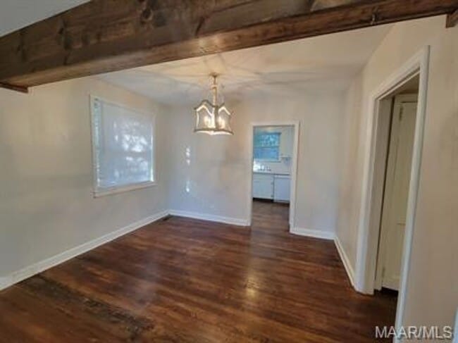 Foto del edificio - 7 Calhoun Rd