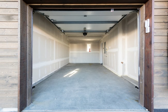 Attached garage! - 2530 28th St Townhome