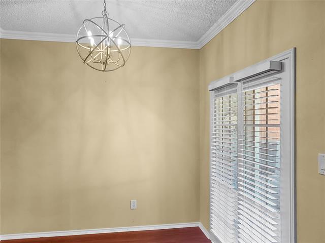 Building Photo - 2106 Amesbury Dr