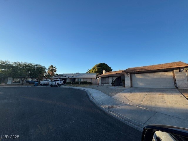 Foto del edificio - 3912 Irongate Ct